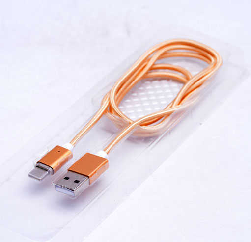 Zore%20Metal%20Manyetic%20Uçlu%20Lightning%20Usb%20Kablo-Gold